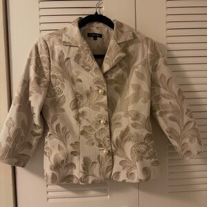 Cynthia Max Cropped Jacket